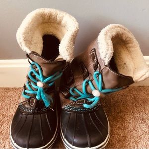 Kids Mid Calf Faux Fur Waterproof Boots 🥾